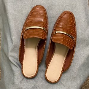 Kelly & Katie Mules